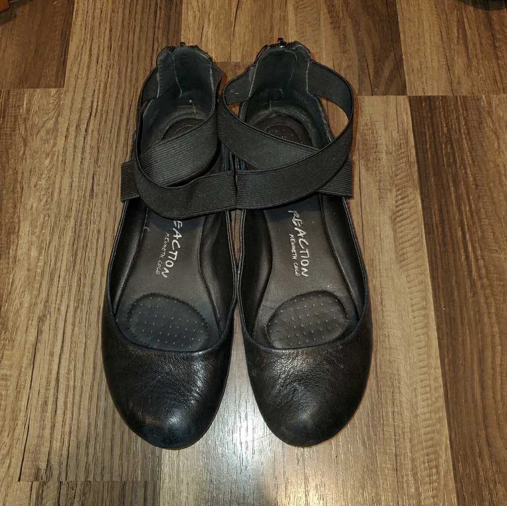 Criss Cross Ballet flats